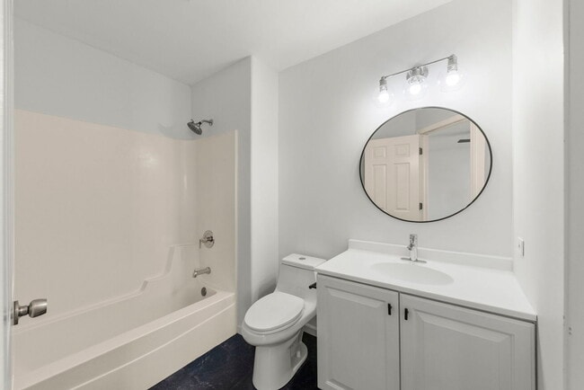 Building Photo - 2430 Caton Crest Ct
