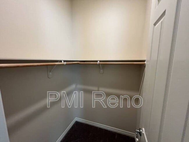Building Photo - 8378 Simsbury Dr