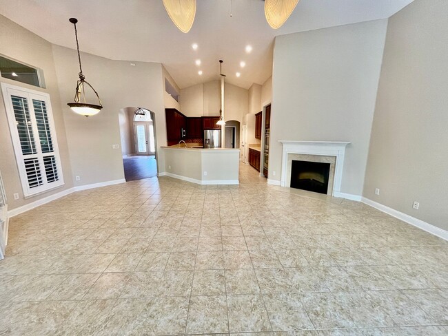 Building Photo - 614 Santa Maria Dr
