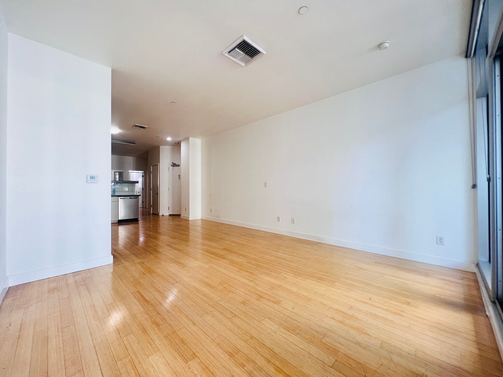 Building Photo - 3810 Wilshire Blvd