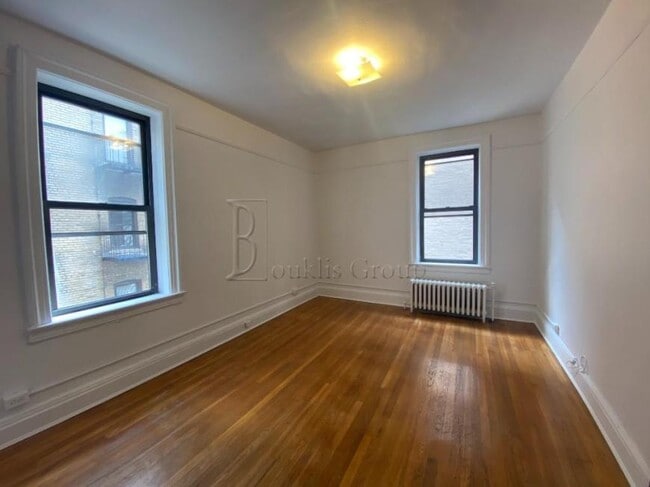 Primary Photo - 1 bedroom in ASTORIA NY 11103