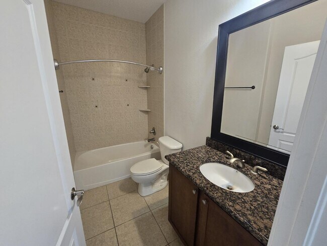 Building Photo - 1033 Coronado Ct