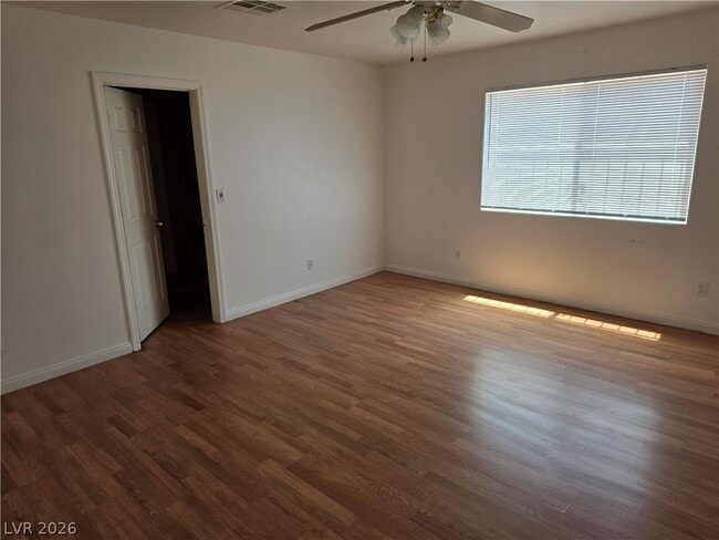 Building Photo - 2904 N Bassler St