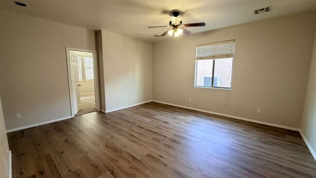 Building Photo - 43658 Caven Dr