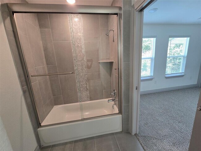 Building Photo - 2105 Tiger Trail