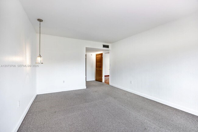 Building Photo - 8335 SW 72nd Ave