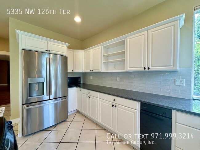 Building Photo - 5335 NW 126th Terrace