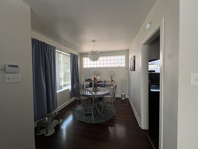 Building Photo - 2615 27th St