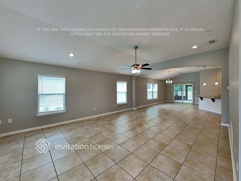 Building Photo - 168 Colorado Springs Way