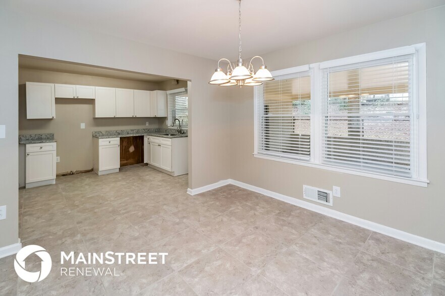 Building Photo - 3919 Wisteria Ln SW