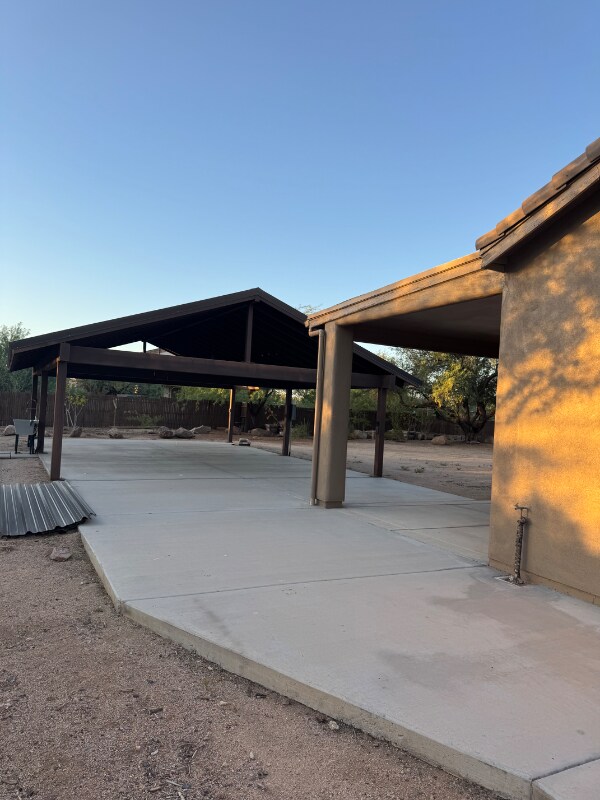 Building Photo - 14032 E Cavedale Dr
