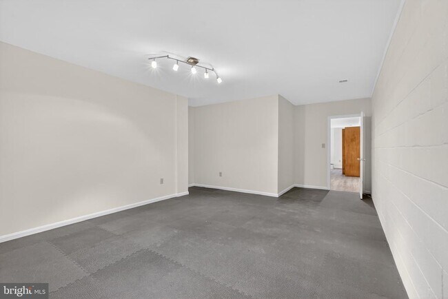 Building Photo - 1905 47th St NW