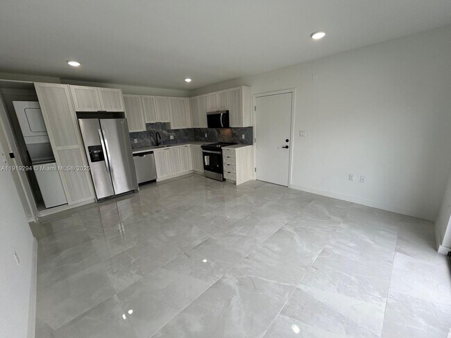 Primary Photo - 14568 SW 261 St Ter