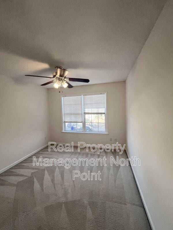 Building Photo - 5305 Falling Water Ter