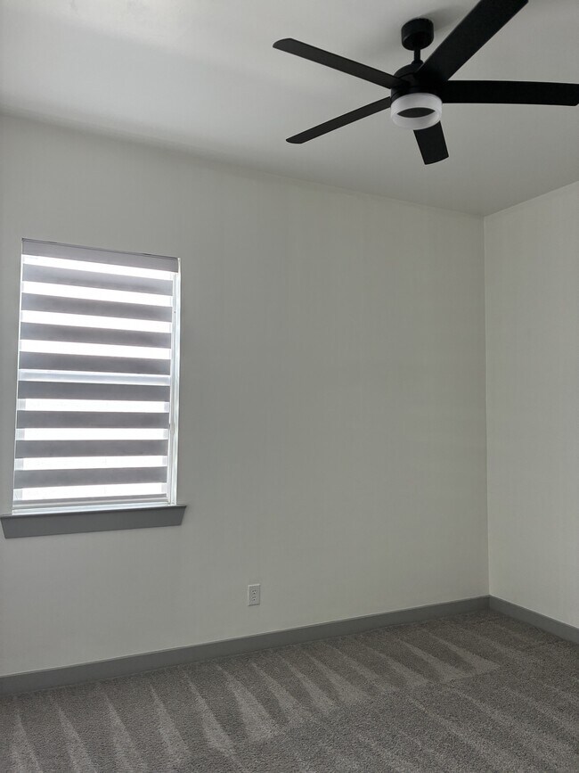 Building Photo - 13840 Paseo de Loma Ct