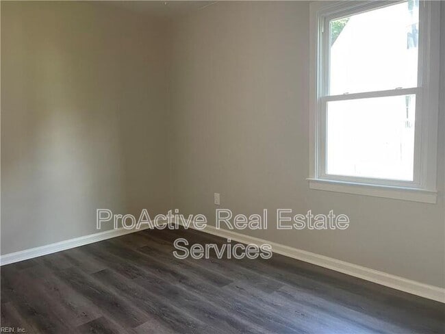 Building Photo - 7120 Clarion Ln