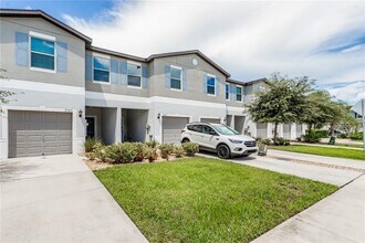 Building Photo - 23265 Willow Glen Way