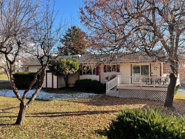 Building Photo - Spacious House on the Northeast Bench in Orem