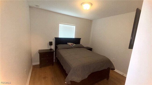 Building Photo - 313 Shadow Lakes Dr