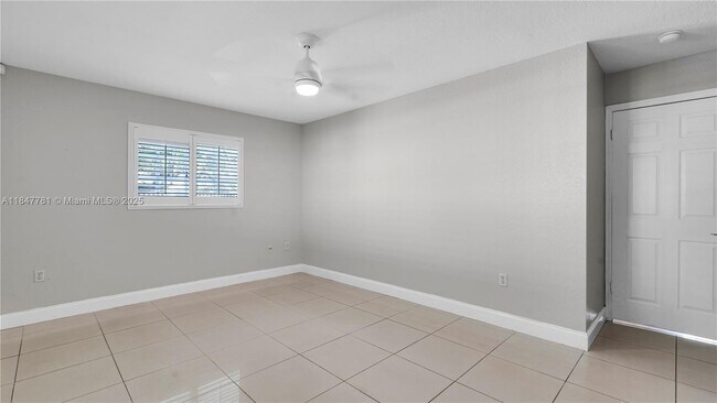 Building Photo - 2860 W 80th St