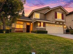 Building Photo - 7624 Pipit Pl