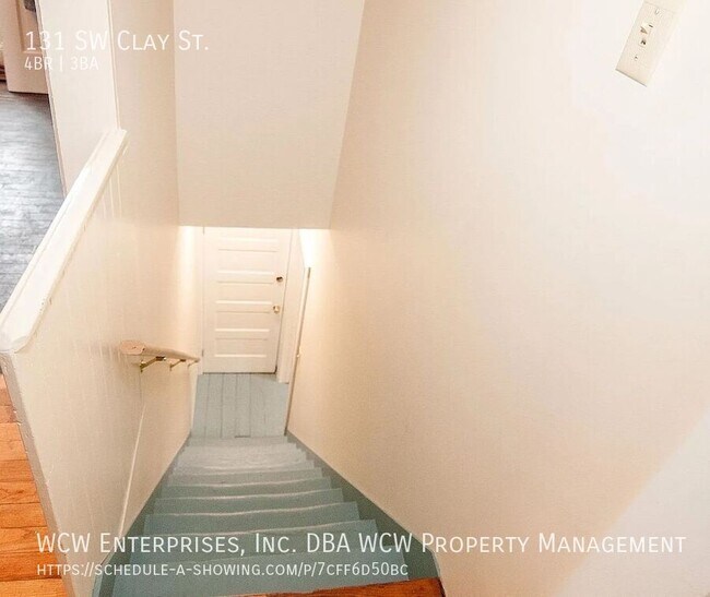 Building Photo - 131 SW Clay St