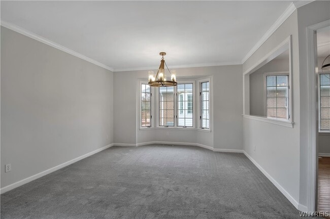 Building Photo - 6 St Charles Ct