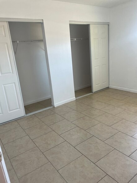 Building Photo - 2501 Harn Blvd