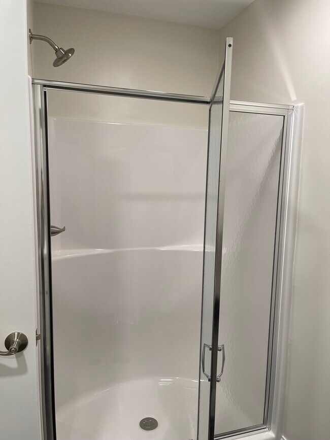 5 Paul Francis Way 5 Paul Francis Way Plymouth MA 02360 Apartment