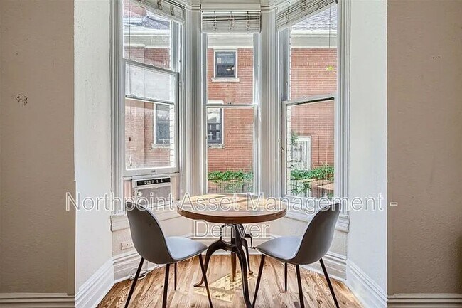 Building Photo - Newly Renovated Single Family Home | 1 BR/1BA | Fireplace!