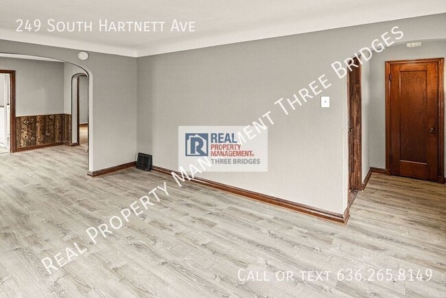 Building Photo - 249 S Hartnett Ave