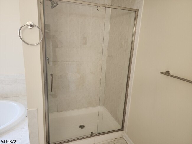 Building Photo - 27 Cypress Ln