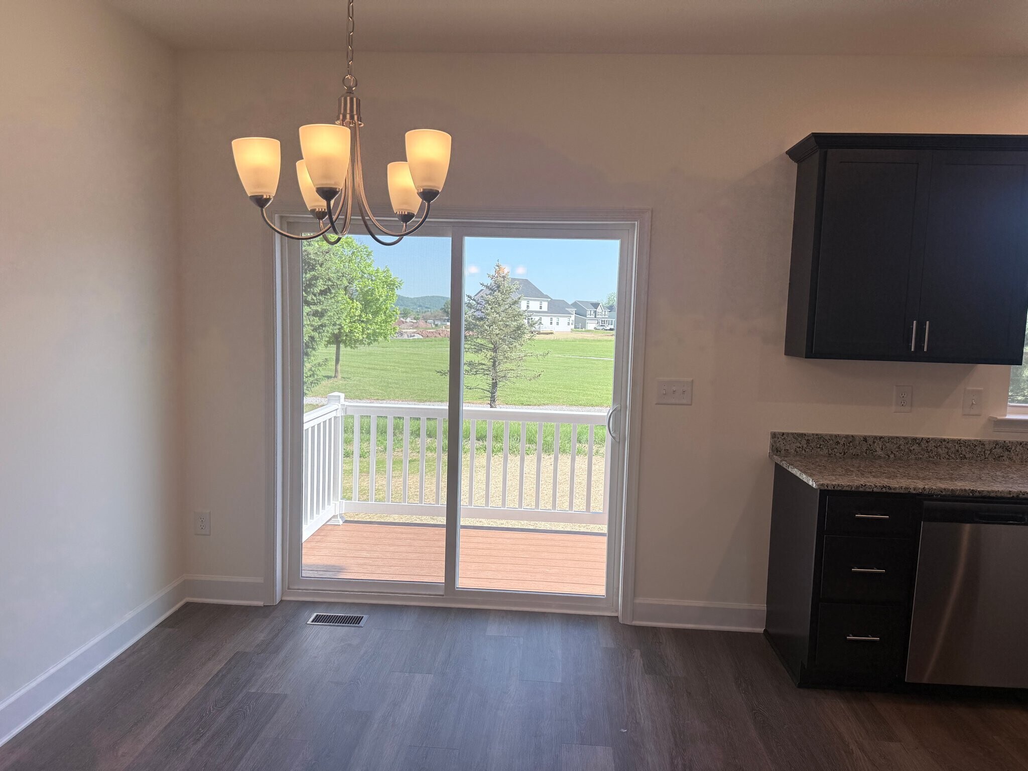 Building Photo - 3621 Fieldstone Dr