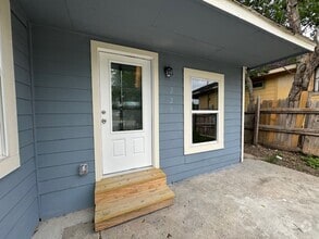 Building Photo - Move in June 10th 2025!! Beautiful  3 bedr...