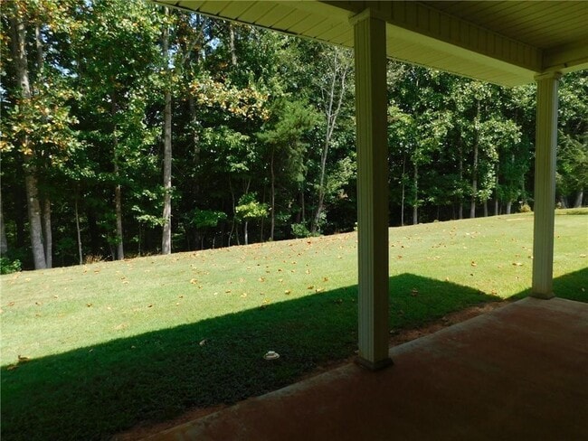 Building Photo - 48 Mountain View Trail E