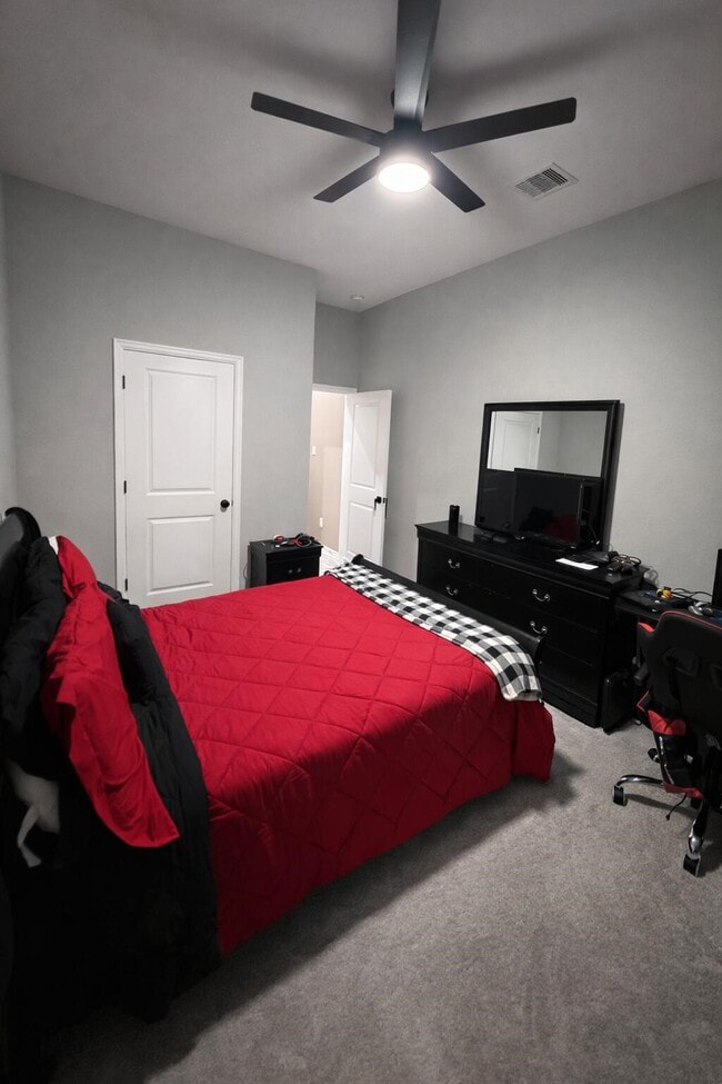 Building Photo - 4334 Redford Valley Rd