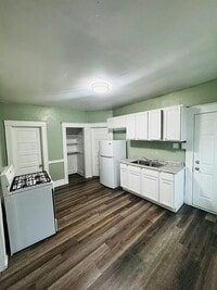 Building Photo - 1610 62nd St