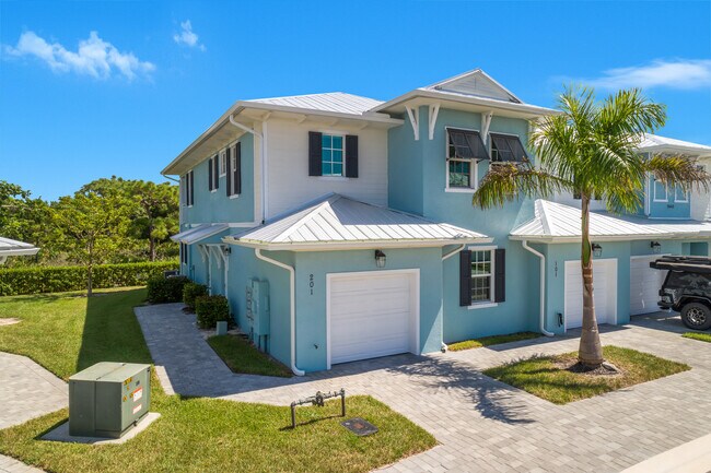 Primary Photo - 26410 Coco Cay Cir