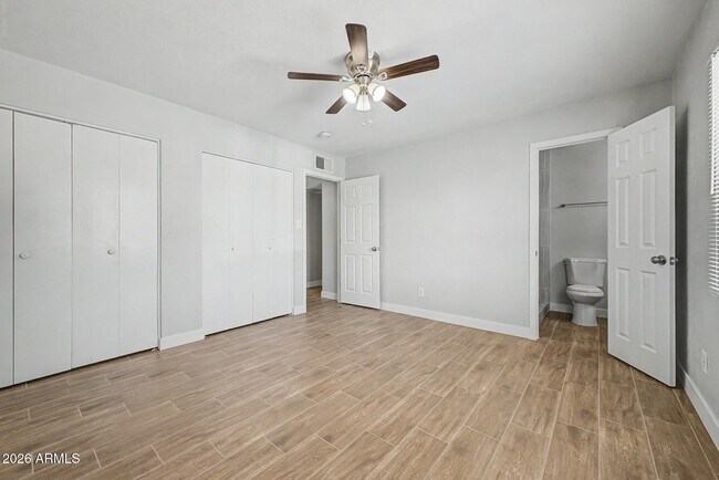 Building Photo - 6536 W Turney Ave