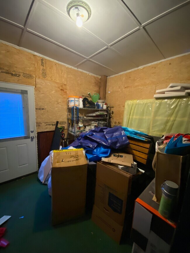 Building Photo - 1830 Swann St NW