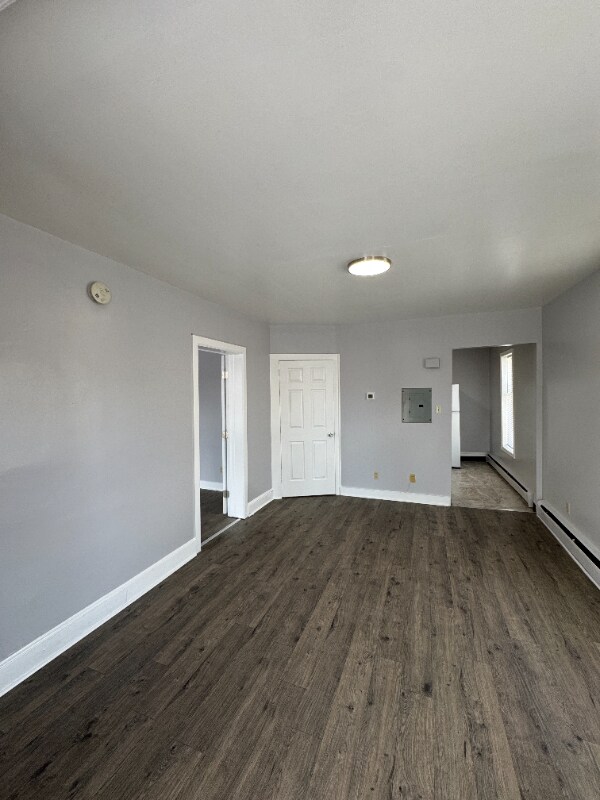 Building Photo - 34 N Earl St