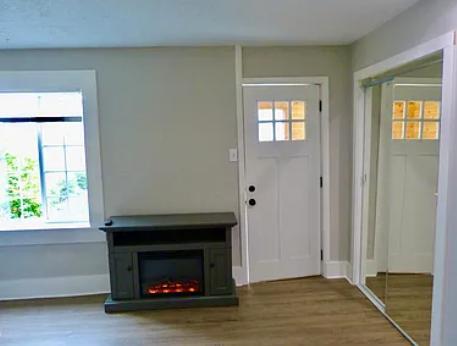 Building Photo - 122 SE Harlow Ave