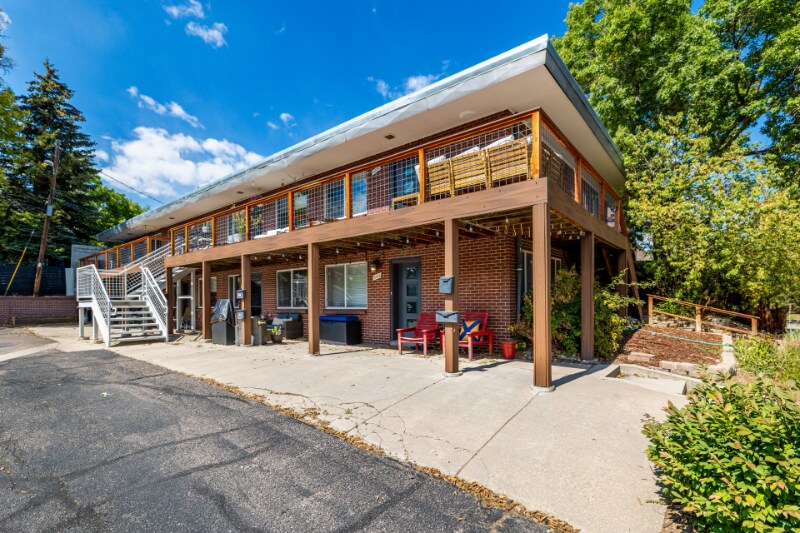Building Photo - 3213 Newton St