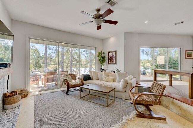 Building Photo - One of a Kind! Santa Rosa Beach Main home ...
