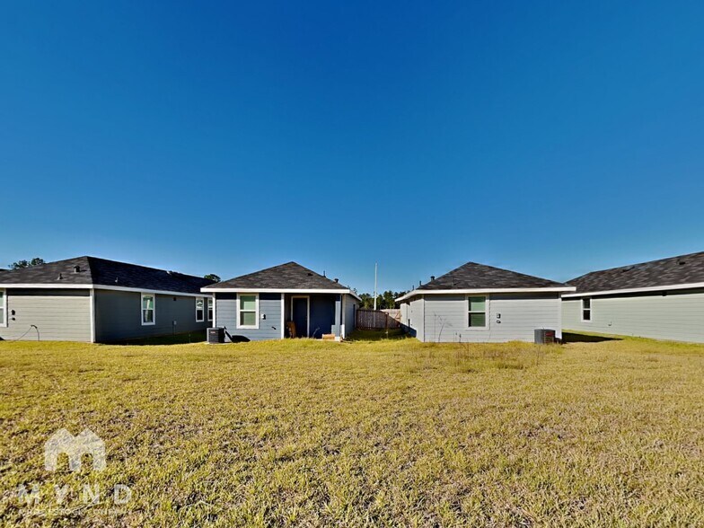 Building Photo - 12015 William Trails Cir