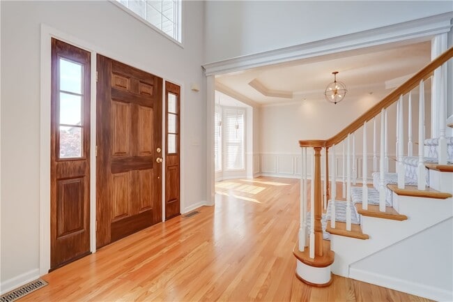 Building Photo - 83 Angels Path