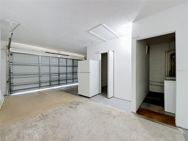 Building Photo - 13208 Pinyon Dr