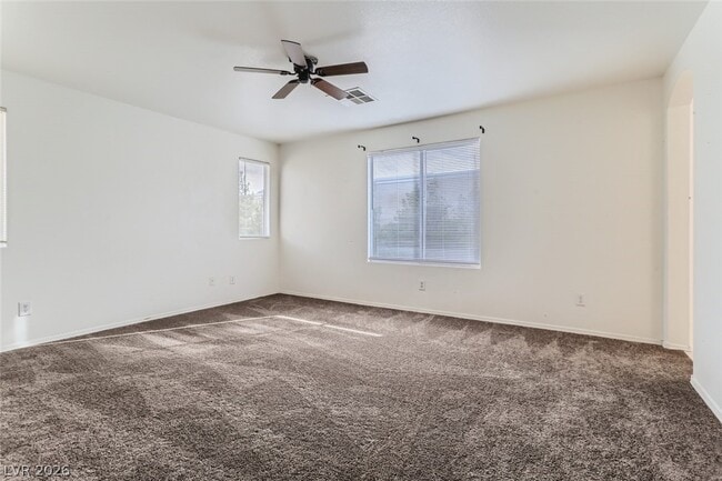 Building Photo - 2537 Begonia Valley Ave