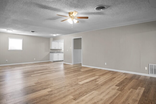 Building Photo - 4309 42nd St