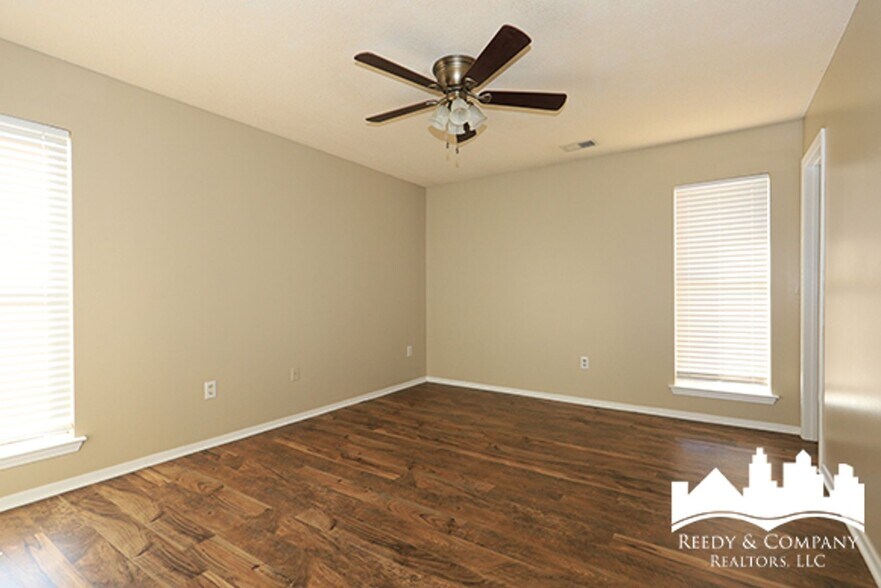 Building Photo - 6318 Magnolia Lakes Dr